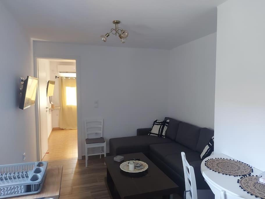 Houlia Home Διαμέρισμα Με Δωρεάν Χώρο Στάθμευσης Steniaí Eksteriør bilde